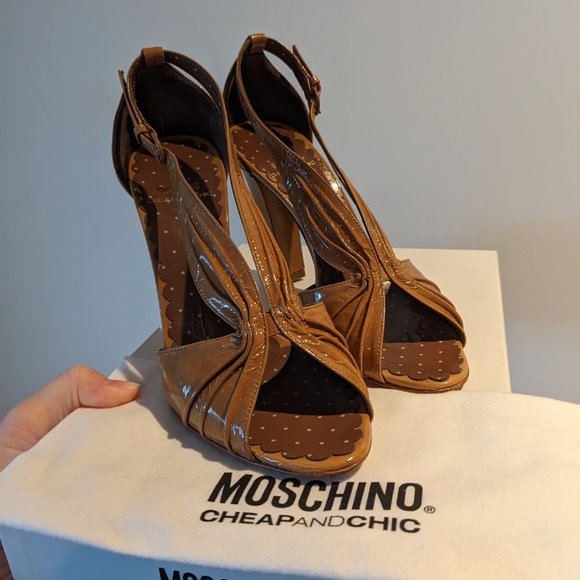Moschino Nude Beige Tan High Heels - Picture 1 of 5